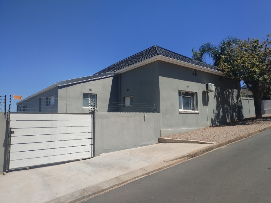 3 Bedroom Property for Sale in Amandelrug Western Cape